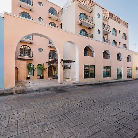 Hotel Colonial De メリダ エクステリア 写真