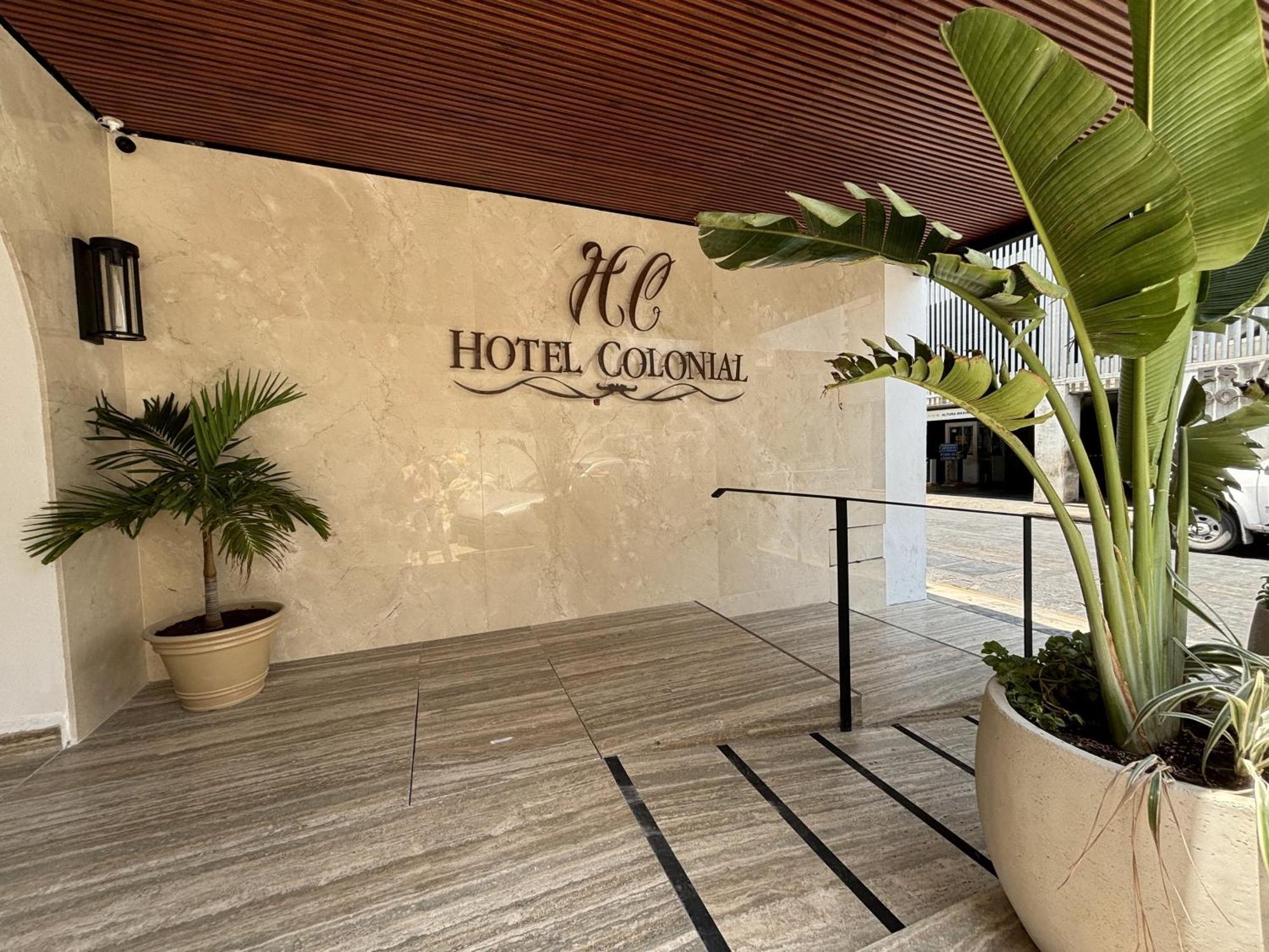 Hotel Colonial De メリダ エクステリア 写真