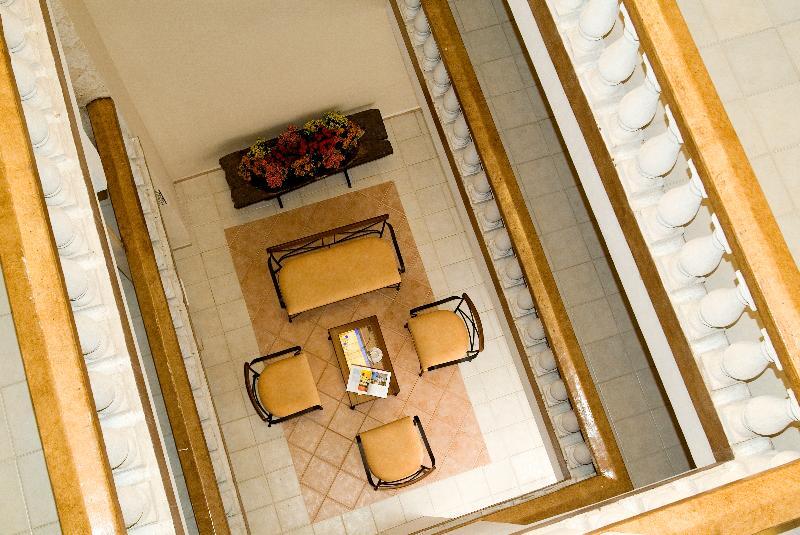 Hotel Colonial De メリダ エクステリア 写真
