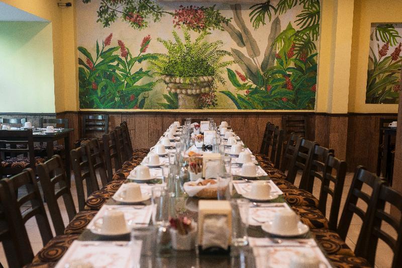 Hotel Colonial De メリダ エクステリア 写真